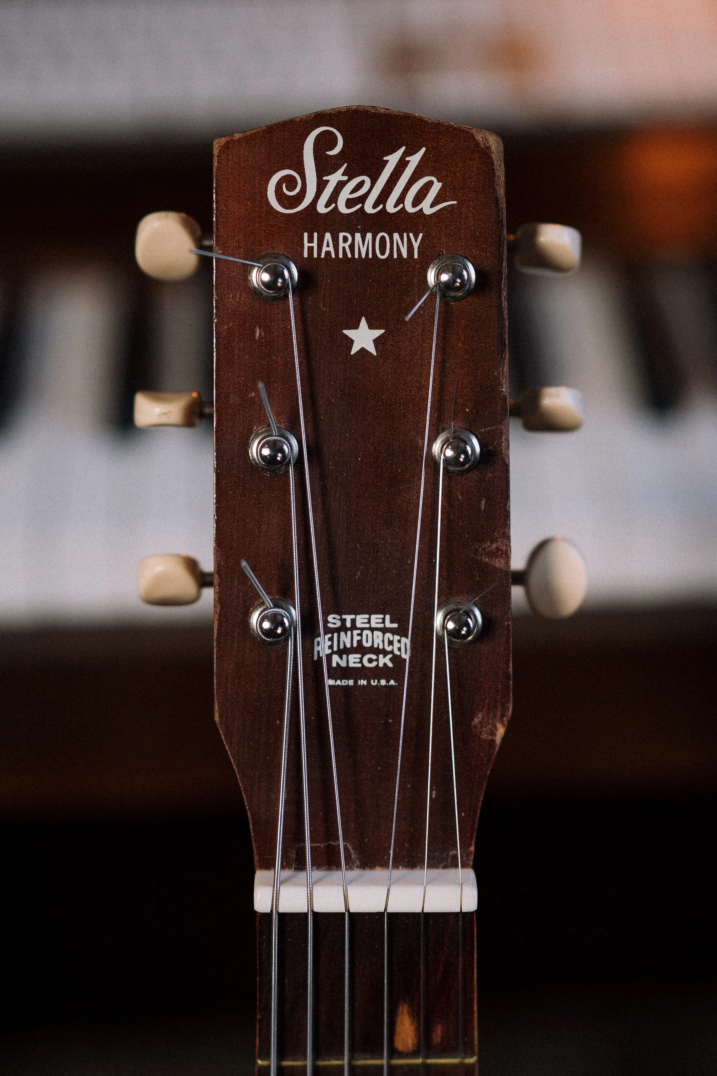 1940's Harmony Archtop Rubber Bridge — Mood Guitars